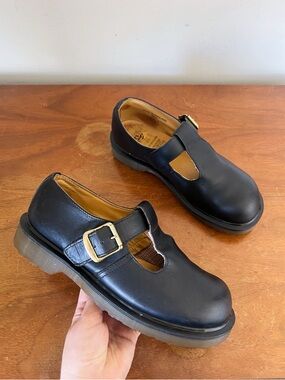 Dr Martens • vintage t-strap mary janes 5027 leather chunky black t bar MIE